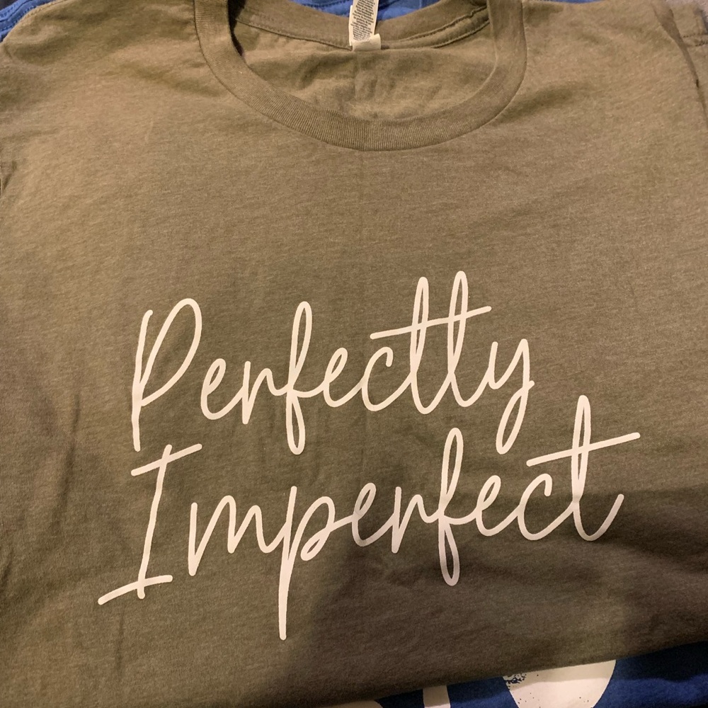 Graphic tee